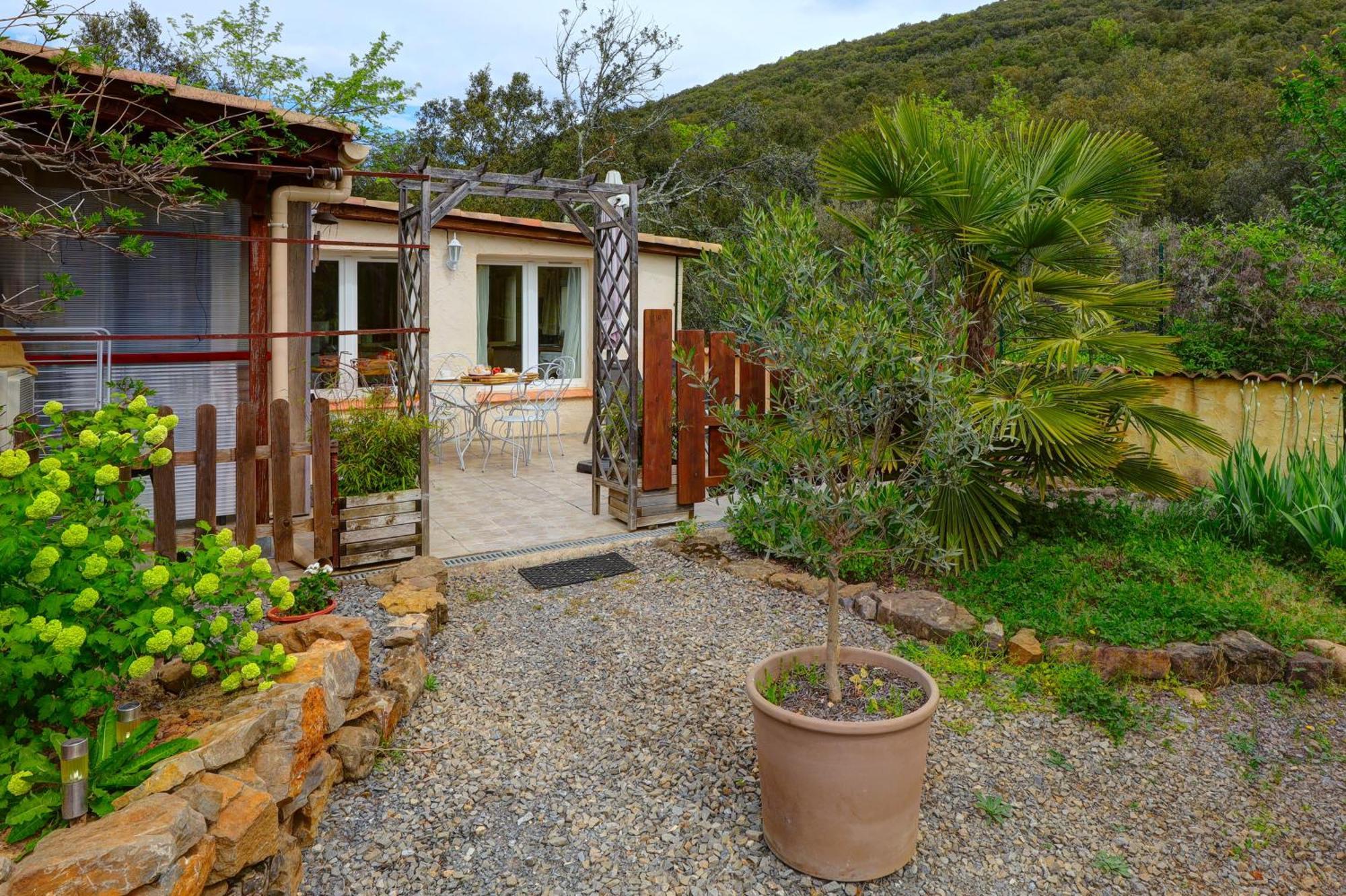 Les Jardins De Valaurie Hotel Anduze Buitenkant foto